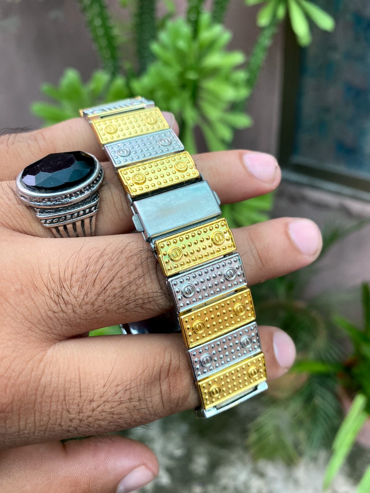 Luxury Watch in Gold and Diamond