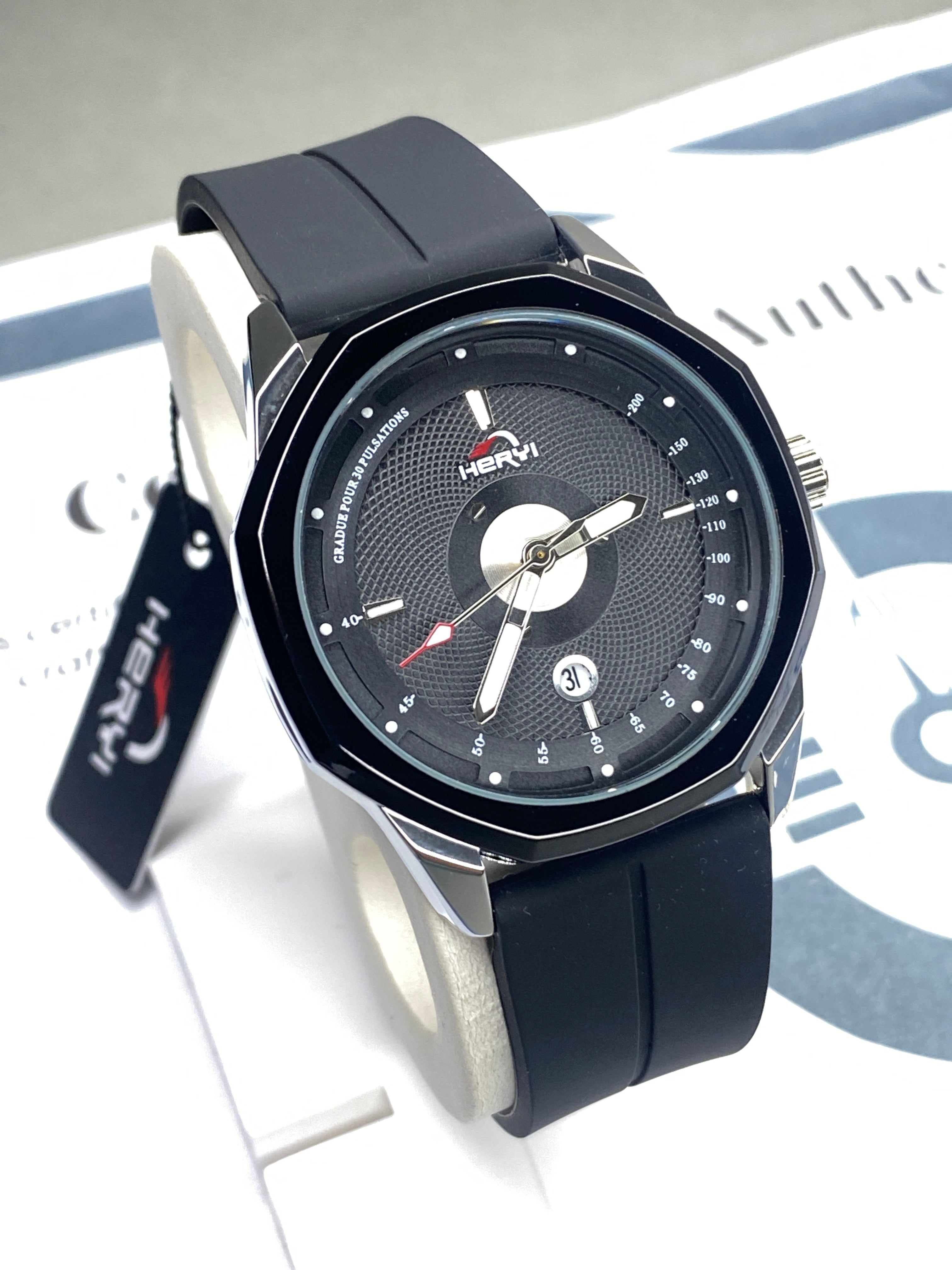 Heyri -  Magnetic Lock & Silicone Straps Wrist Watch For Men