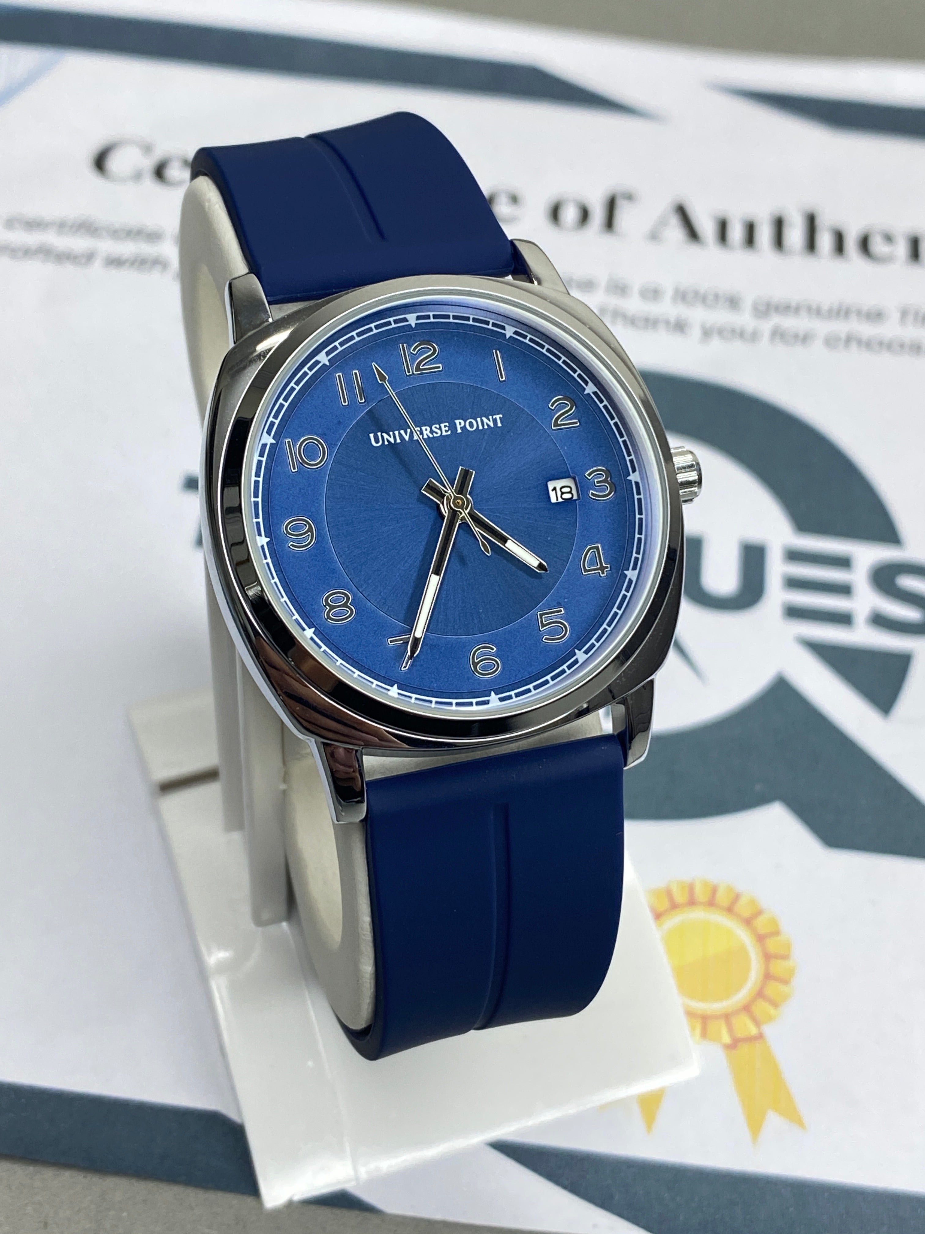 Universe Point Magnetic Lock & Silicone Straps Watch