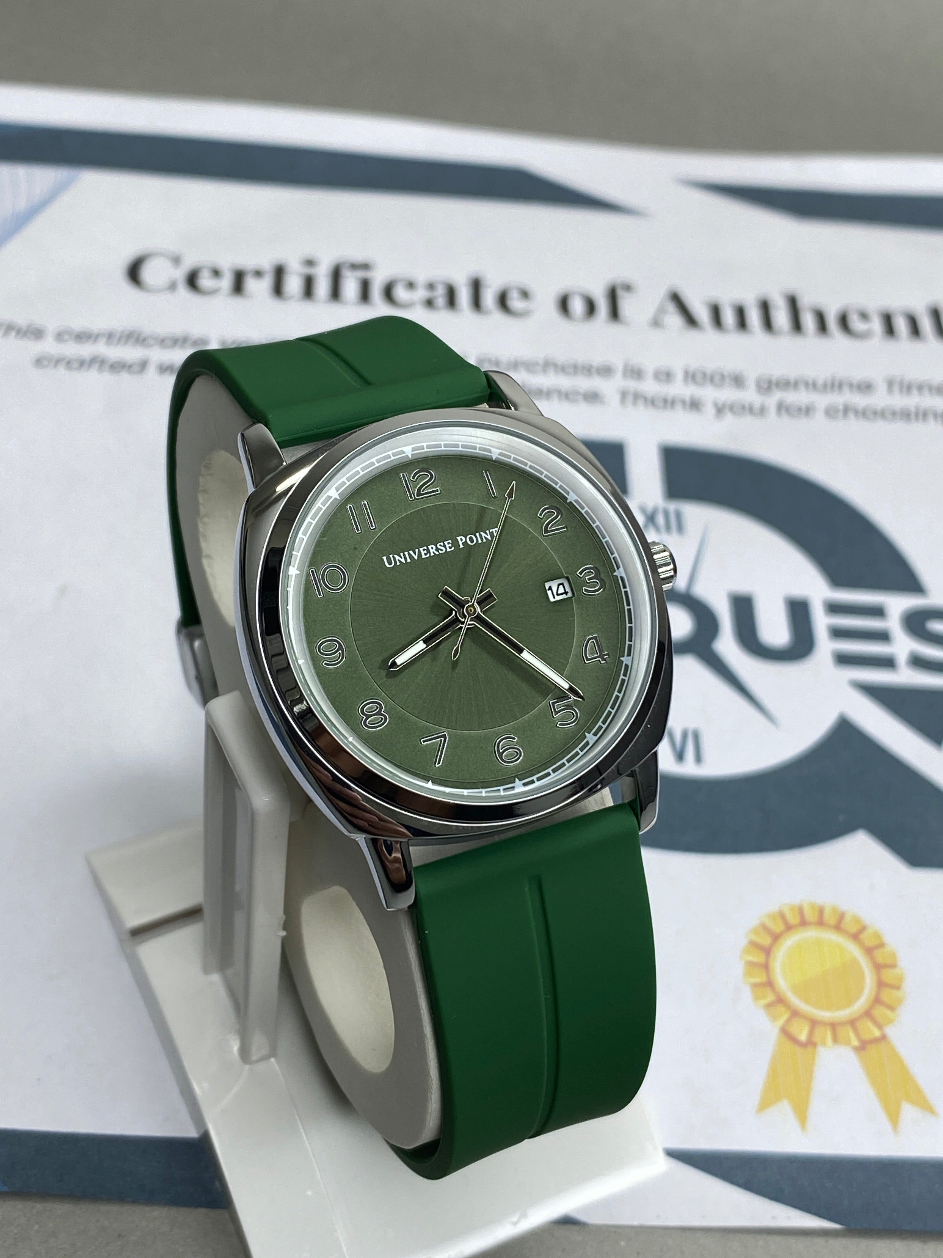Universe Point Magnetic Lock & Silicone Straps Watch