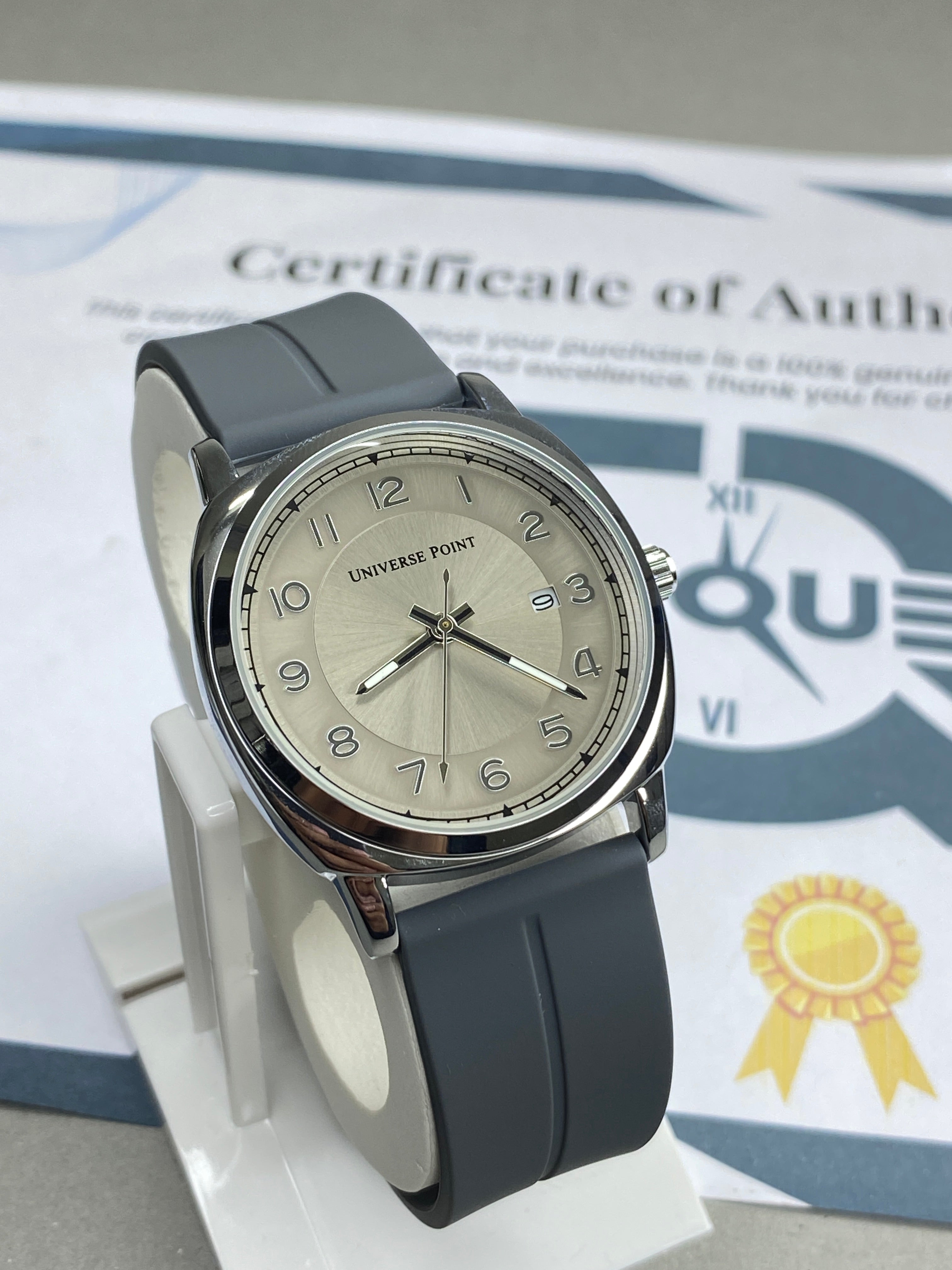 Universe Point Slim Design Magnetic Lock & Silicone Straps Watch