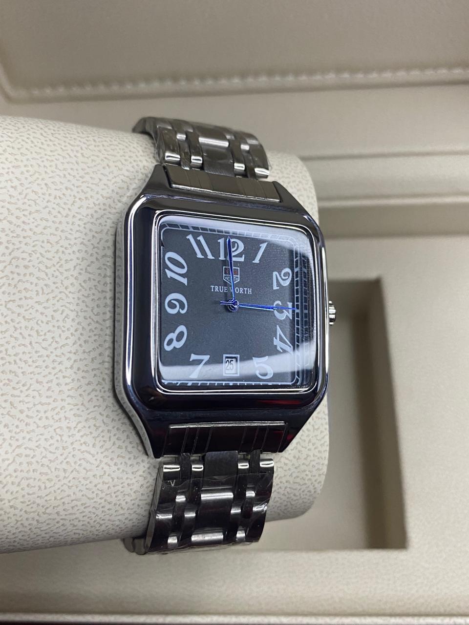 True Worth Squre Dail In Stainless Steel