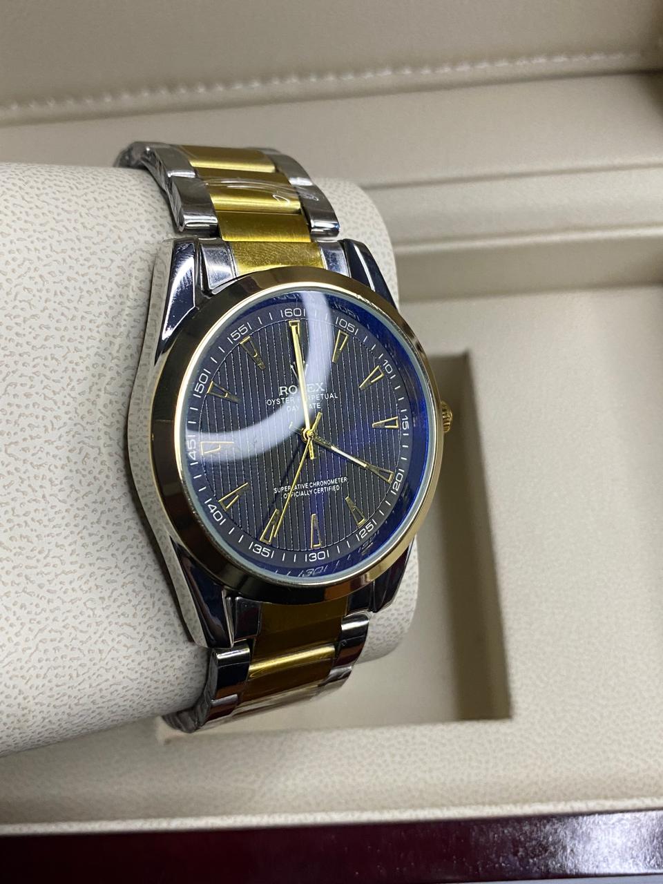 Rolex Style Men's Two-Tone Watch – Classic Silver & Gold Design